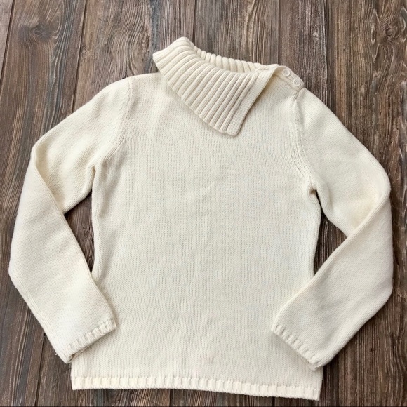 LOFT Sweaters - Loft cream sweater